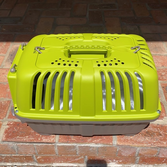 🐾Clean Small Pet Carrier, IATA Approved, Kit Included (Used 1x to transfer pup) - Picture 5 of 13